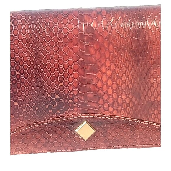 Snakeskin Clutch with Gold Chain Brown Snake Shoulder Bag Purse 70's Very Nice - Picture 10 of 16